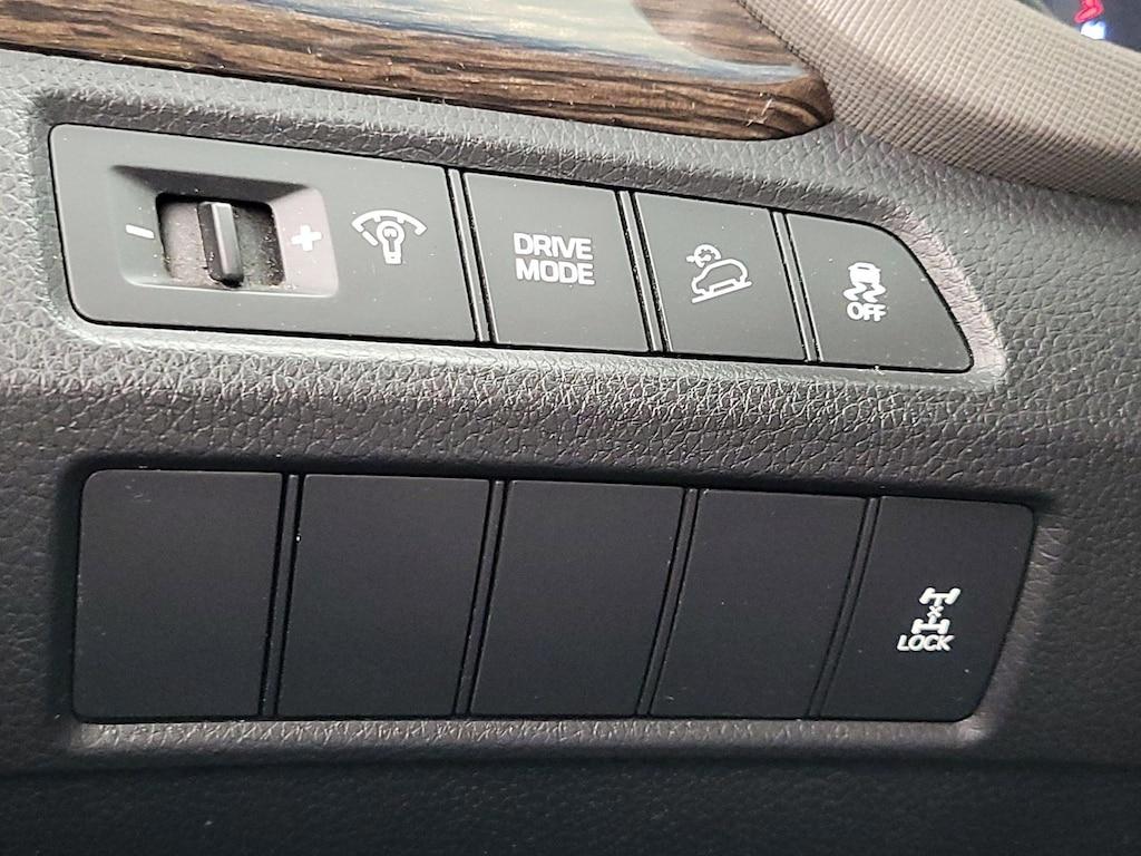 used 2017 Hyundai Santa Fe Sport car, priced at $11,998