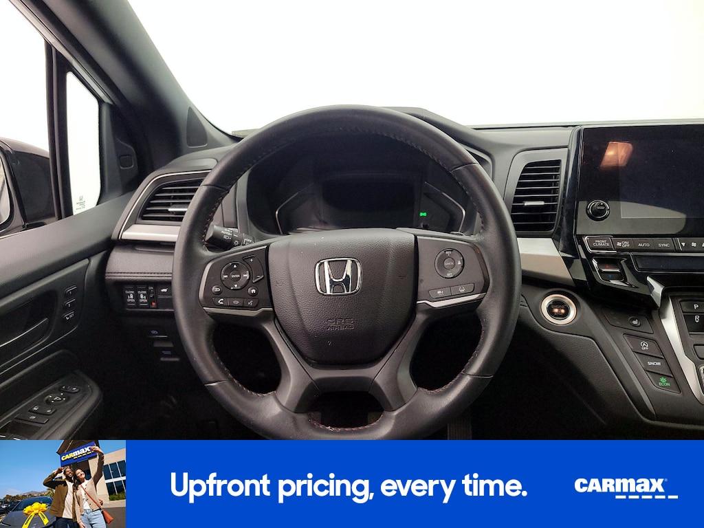 used 2023 Honda Odyssey car, priced at $36,998