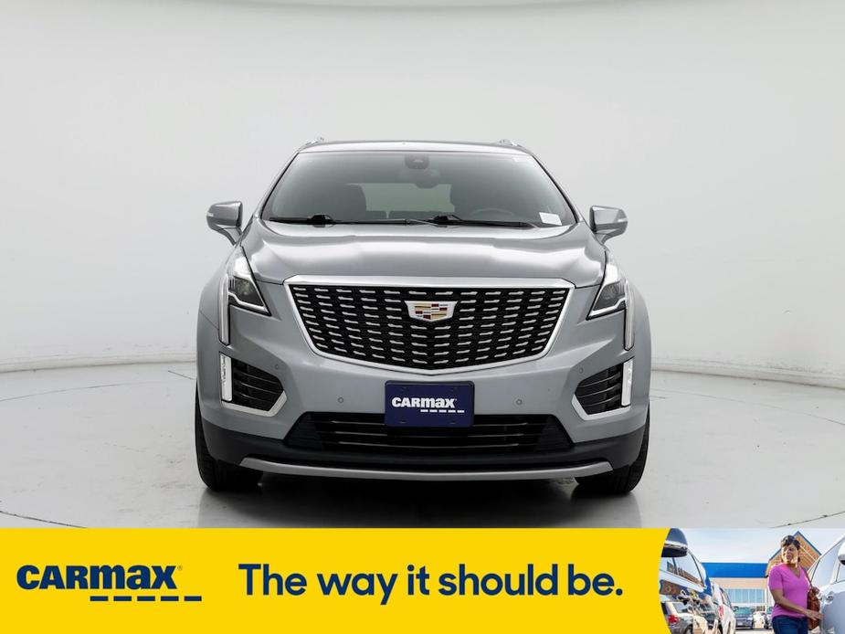 used 2023 Cadillac XT5 car, priced at $32,998