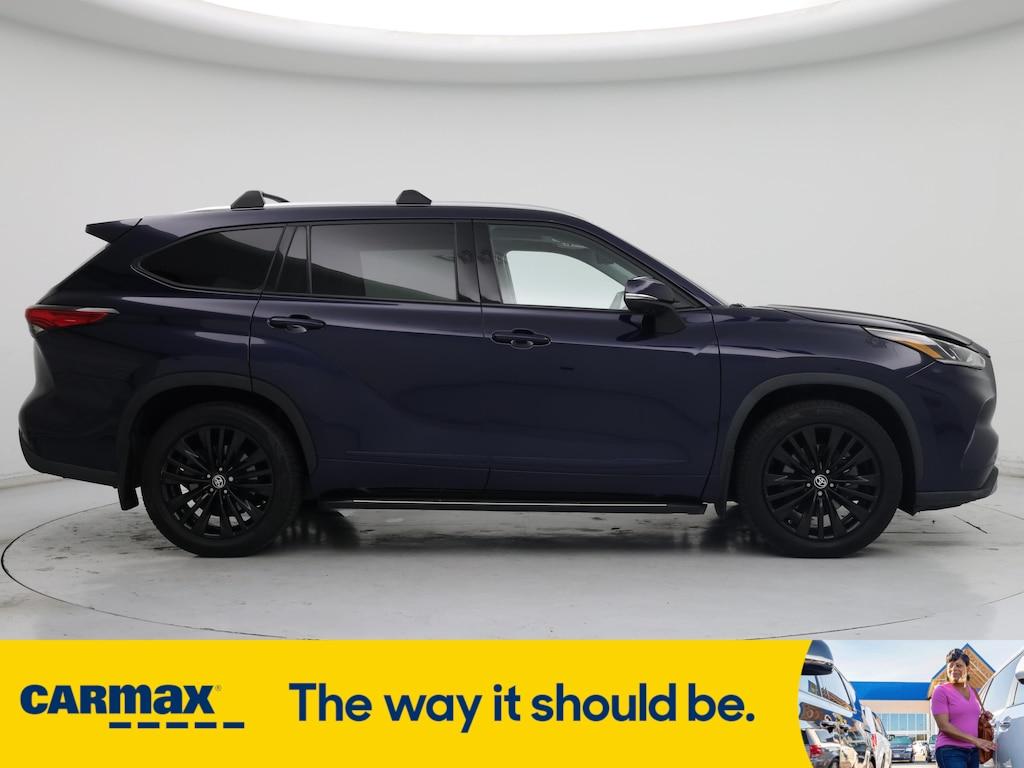 used 2021 Toyota Highlander car, priced at $35,998