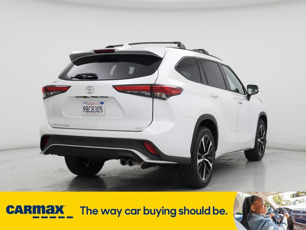 used 2022 Toyota Highlander car, priced at $40,998