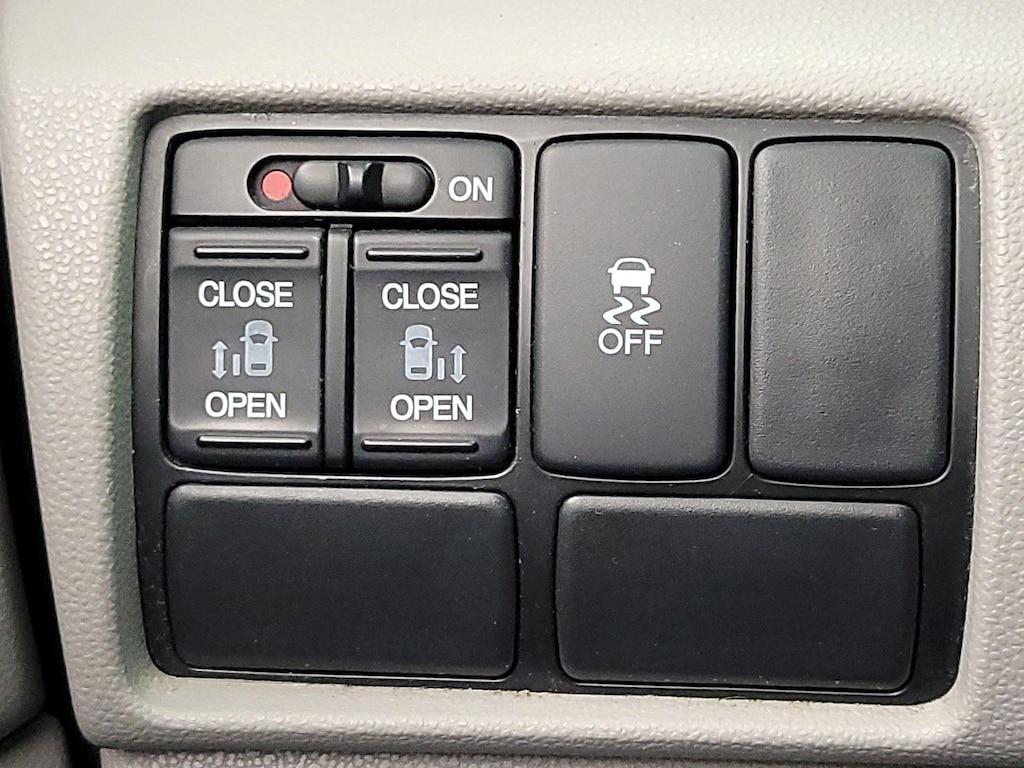 used 2016 Honda Odyssey car, priced at $15,998