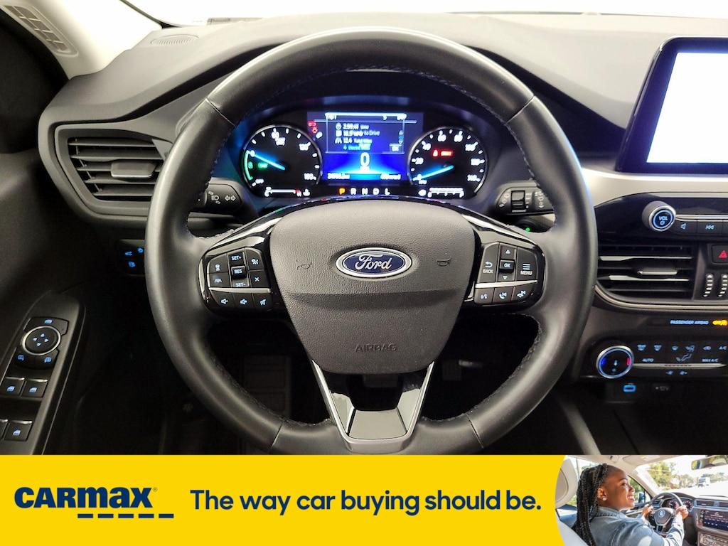 used 2022 Ford Escape car, priced at $24,998