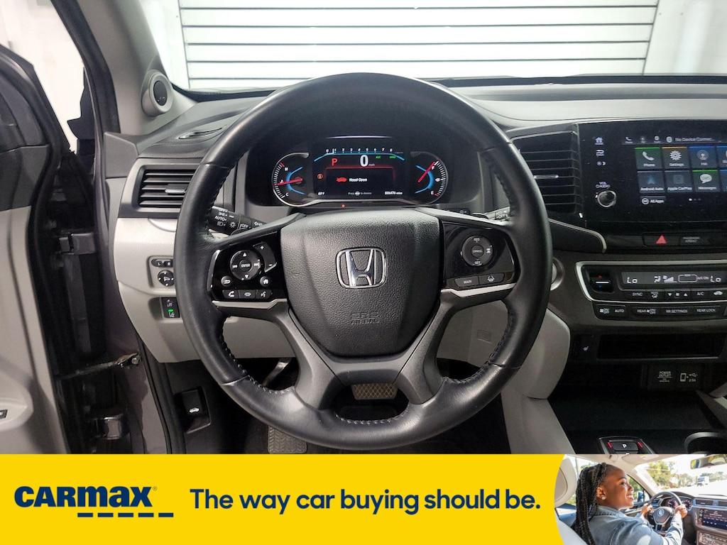 used 2021 Honda Pilot car, priced at $29,998