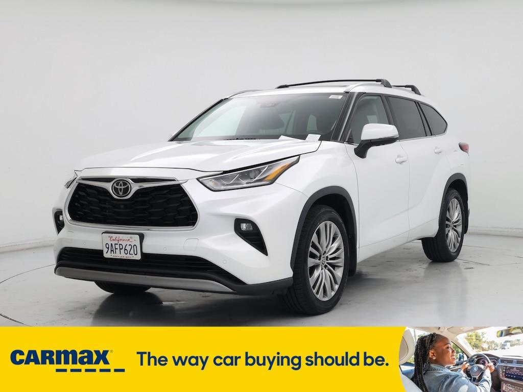 used 2022 Toyota Highlander car, priced at $46,998