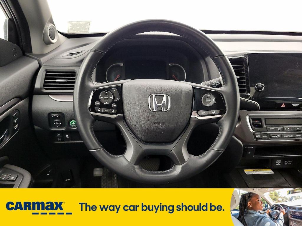 used 2022 Honda Pilot car, priced at $33,998