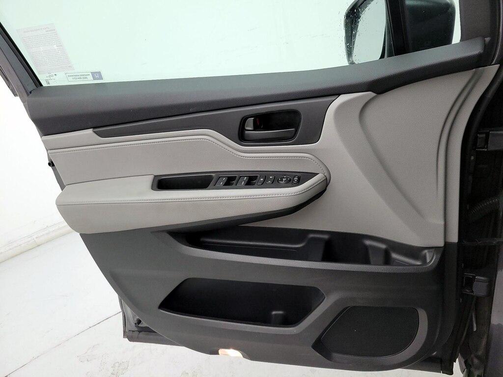 used 2018 Honda Odyssey car, priced at $25,998