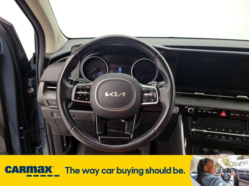used 2022 Kia Carnival car, priced at $38,998