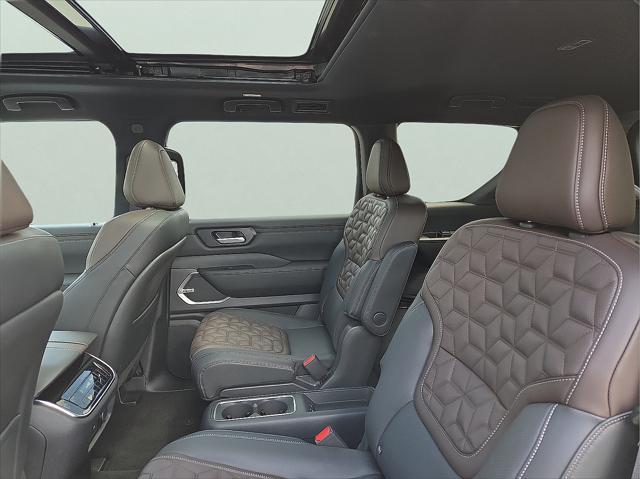 new 2025 Nissan Armada car, priced at $76,277