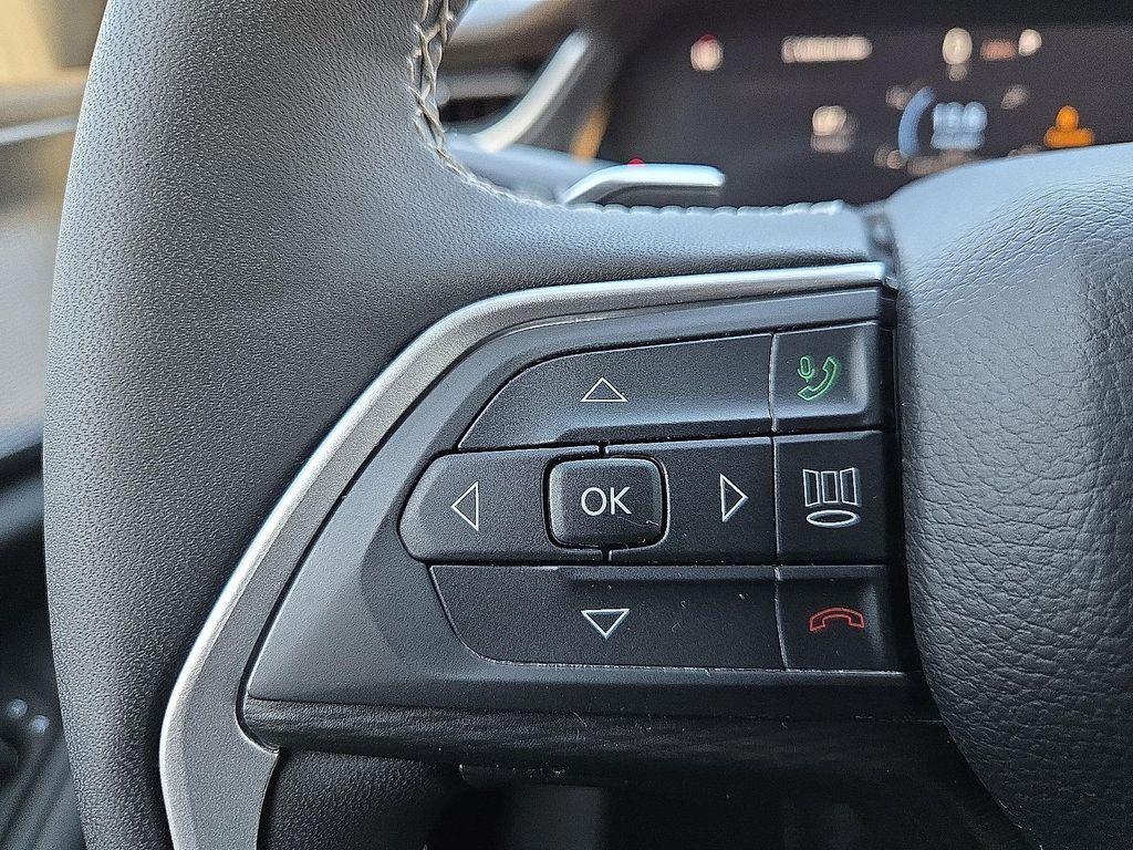 used 2024 Jeep Grand Cherokee L car, priced at $39,487