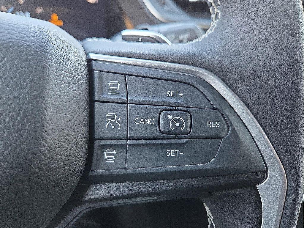 used 2024 Jeep Grand Cherokee L car, priced at $39,487