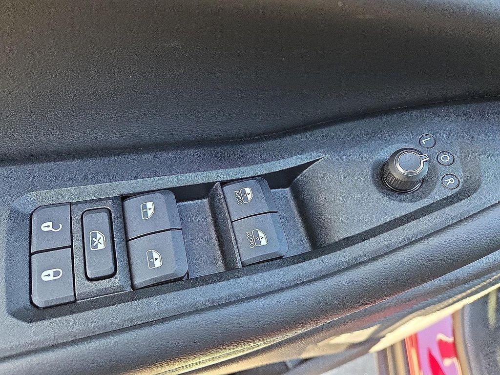 used 2024 Jeep Grand Cherokee L car, priced at $39,487