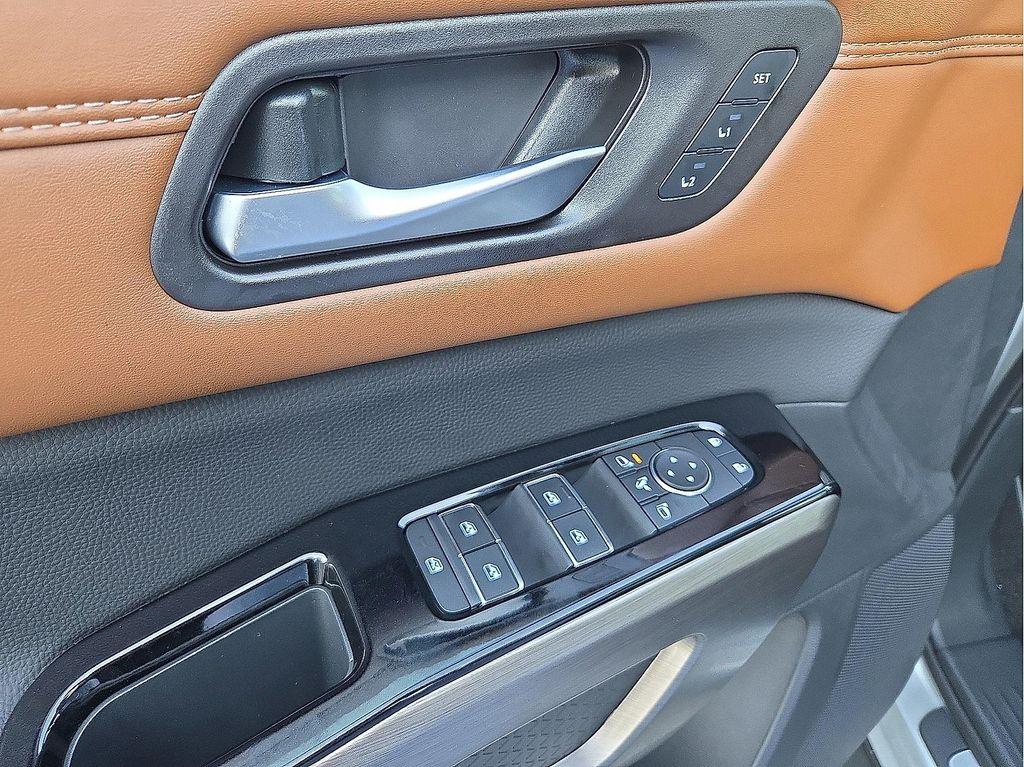 new 2025 Nissan Pathfinder car, priced at $48,500