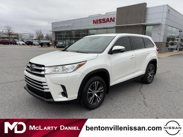 used 2019 Toyota Highlander car, priced at $23,786