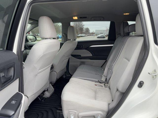 used 2019 Toyota Highlander car, priced at $23,794