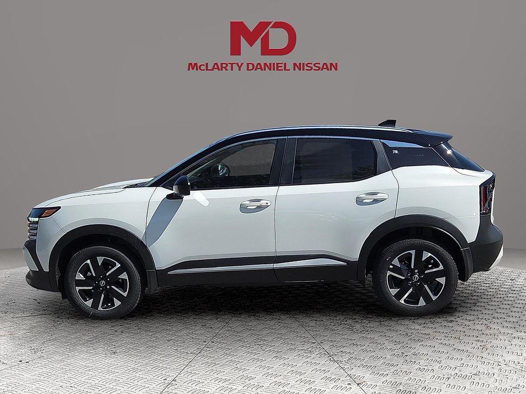 new 2025 Nissan Kicks car, priced at $27,501