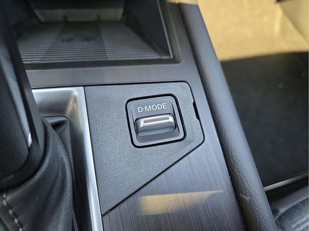 new 2025 Nissan Kicks car, priced at $27,501