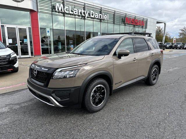 new 2025 Nissan Pathfinder car, priced at $47,575