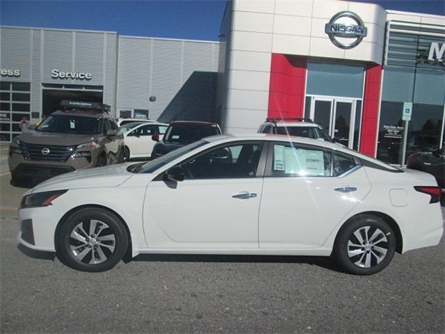 new 2025 Nissan Altima car, priced at $26,894