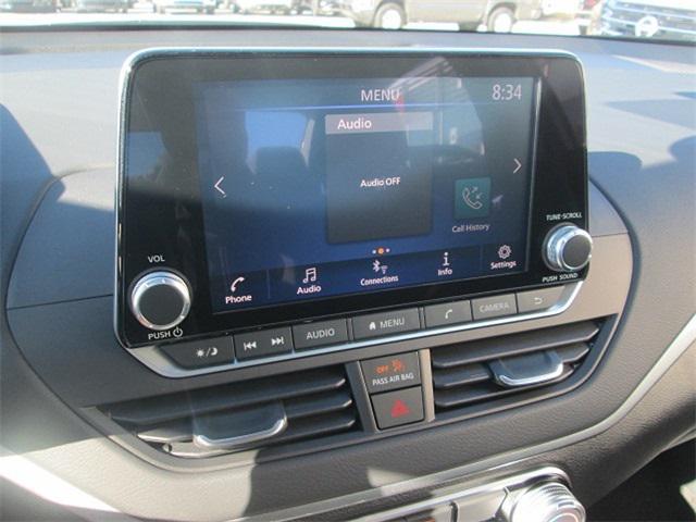 new 2025 Nissan Altima car, priced at $26,894