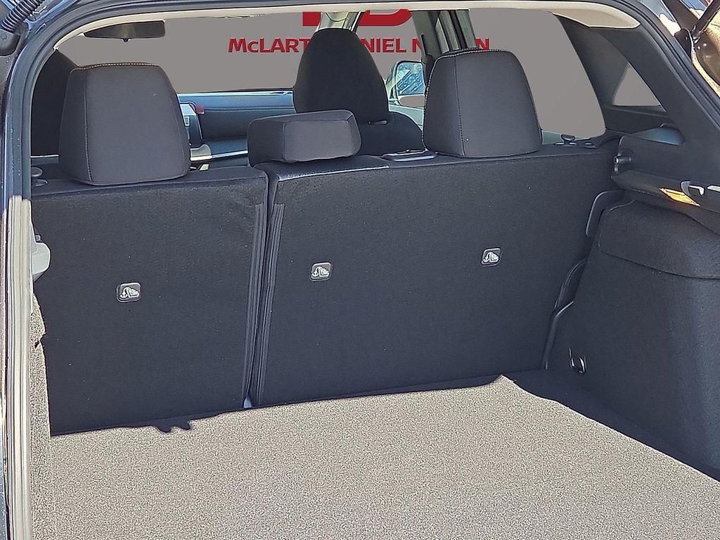 new 2026 Nissan Kicks car, priced at $30,008