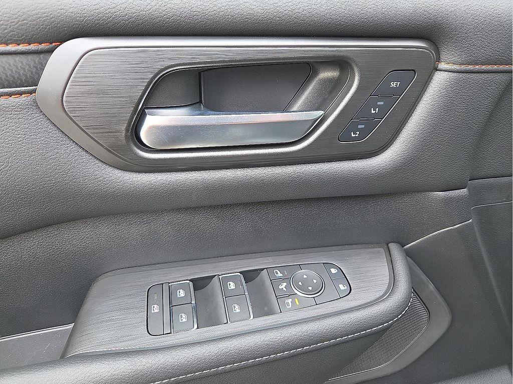 new 2025 Nissan Armada car, priced at $81,555