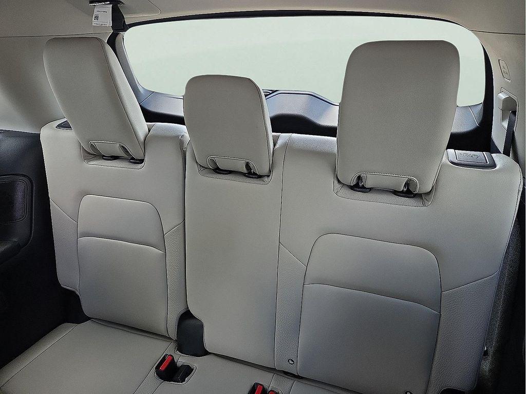 new 2025 Nissan Pathfinder car, priced at $41,212