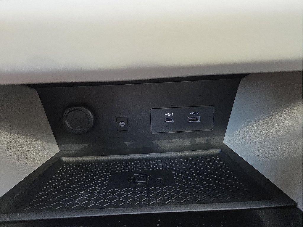 new 2025 Nissan Pathfinder car, priced at $41,212