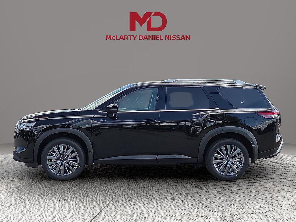 new 2025 Nissan Pathfinder car, priced at $41,212
