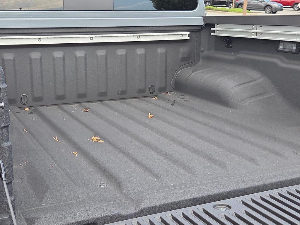 new 2025 Nissan Frontier car, priced at $43,940
