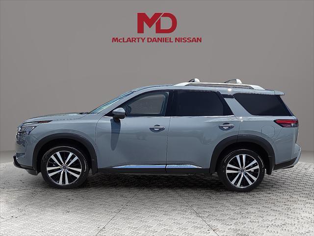 used 2024 Nissan Pathfinder car, priced at $40,910