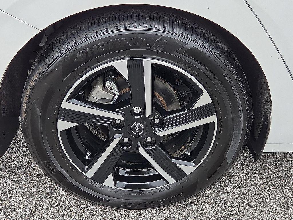 used 2024 Nissan Sentra car, priced at $22,498