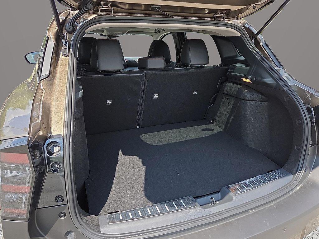 new 2025 Nissan Kicks car, priced at $29,724