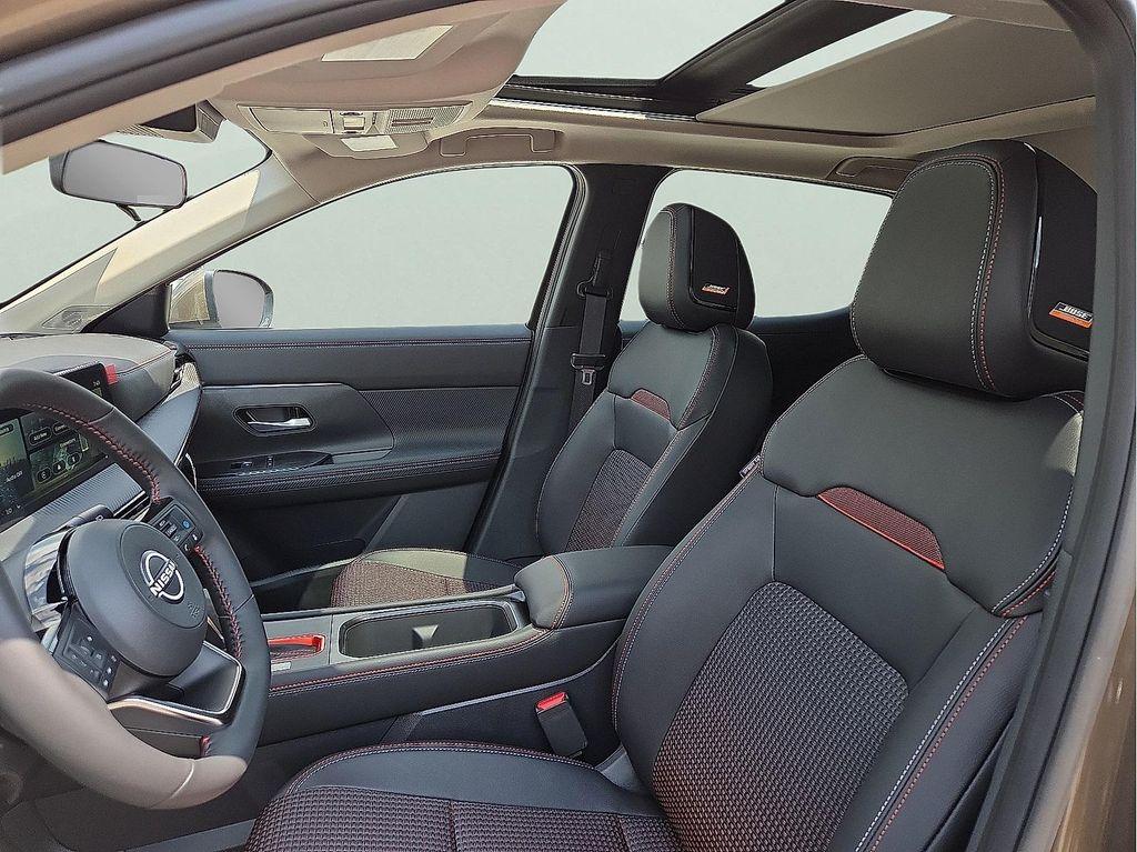 new 2025 Nissan Kicks car, priced at $29,724