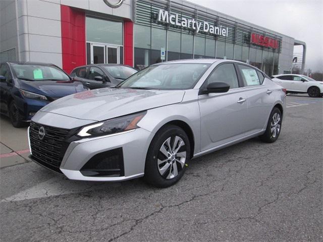 new 2025 Nissan Altima car, priced at $26,681