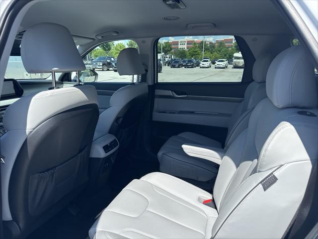 used 2024 Hyundai Palisade car, priced at $37,989