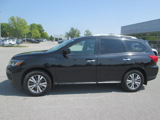 used 2018 Nissan Pathfinder car, priced at $19,997