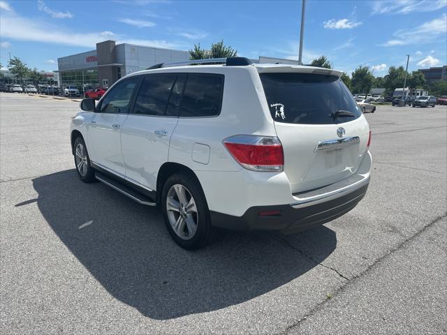 used 2013 Toyota Highlander car, priced at $15,949