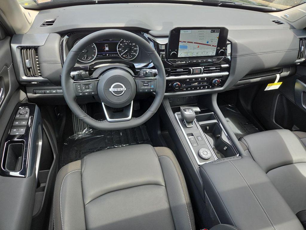 new 2025 Nissan Pathfinder car, priced at $45,247