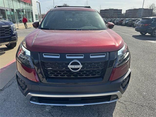 new 2025 Nissan Pathfinder car, priced at $40,753