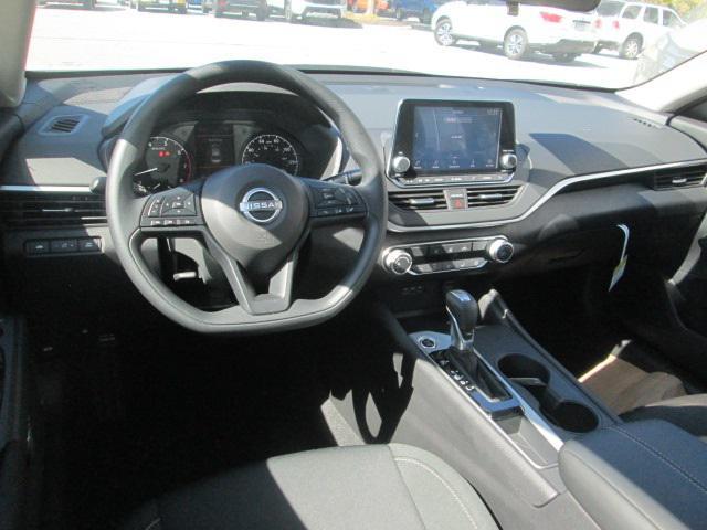 new 2025 Nissan Altima car, priced at $25,683