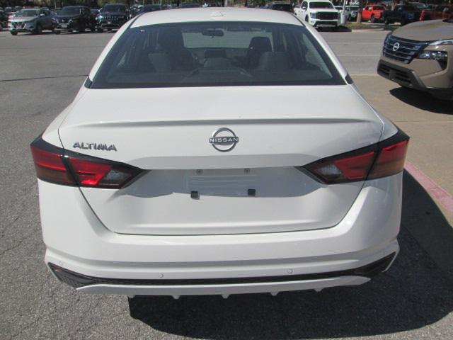 new 2025 Nissan Altima car, priced at $25,683