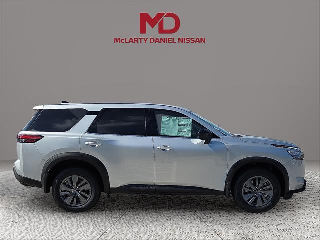 new 2025 Nissan Pathfinder car, priced at $36,915