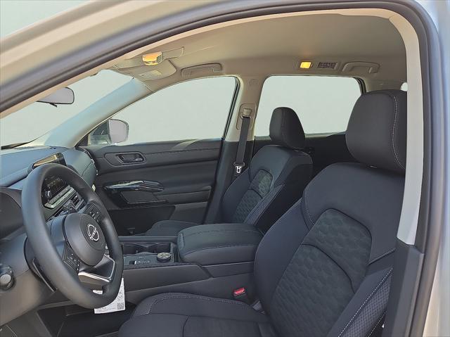 new 2025 Nissan Pathfinder car, priced at $36,915