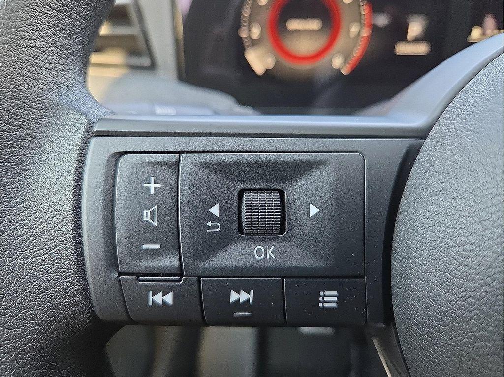 new 2025 Nissan Kicks car, priced at $27,239