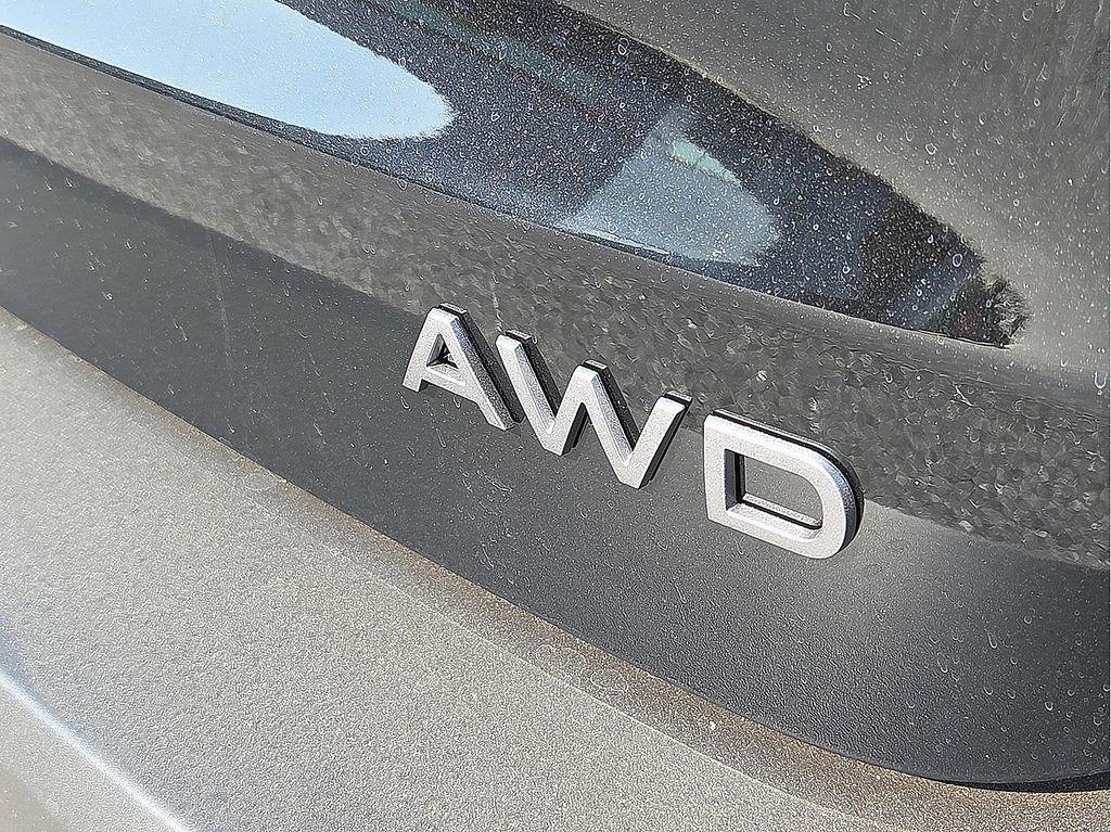 new 2025 Nissan Kicks car, priced at $27,239