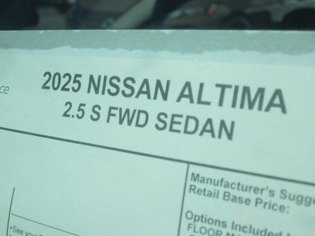 new 2025 Nissan Altima car, priced at $27,505