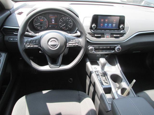 new 2024 Nissan Altima car, priced at $23,325