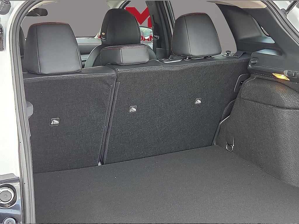 new 2025 Nissan Kicks car, priced at $29,912