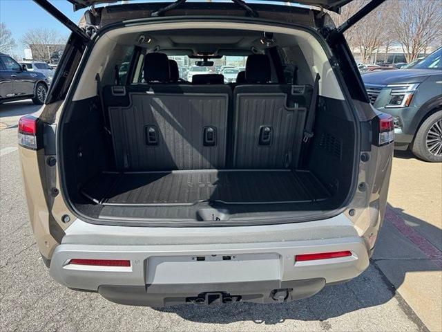 new 2025 Nissan Pathfinder car, priced at $47,222
